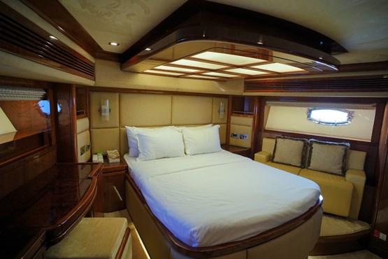 Majesty yacht | AED1,300/hour